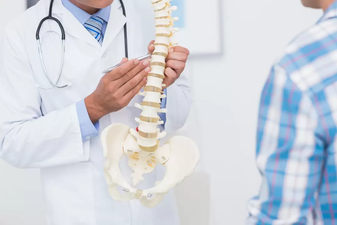 consellos médicos para a dor nas costas